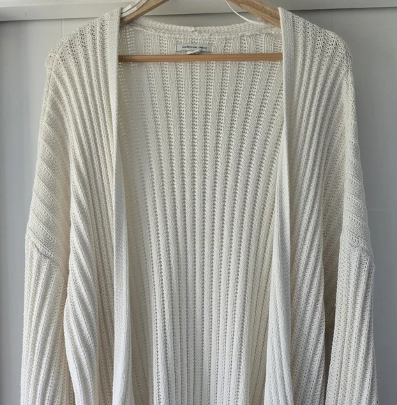 American Eagle Outfitters Women's Ivory Cardigan - Picture 1 of 2